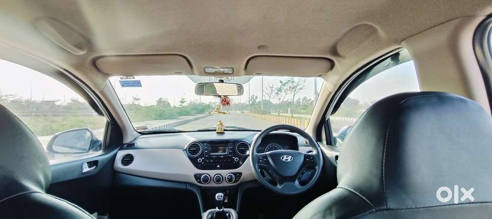 Hyundai Grand I10 Crdi Sportz, 2015, Petrol