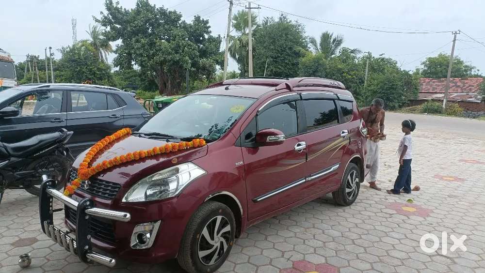 Maruti Suzuki Ertiga Anniversary Edition 2013