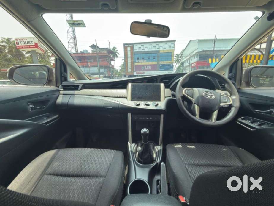 Toyota Innova Crysta 2.4 G Mt 7 Str, 2018, Diesel