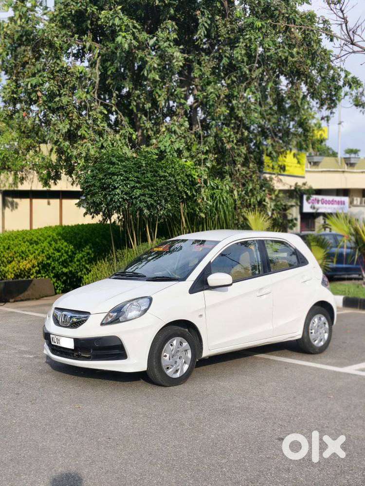 Honda Brio E Mt, 2013, Petrol
