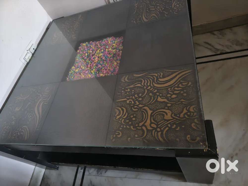 Square Table