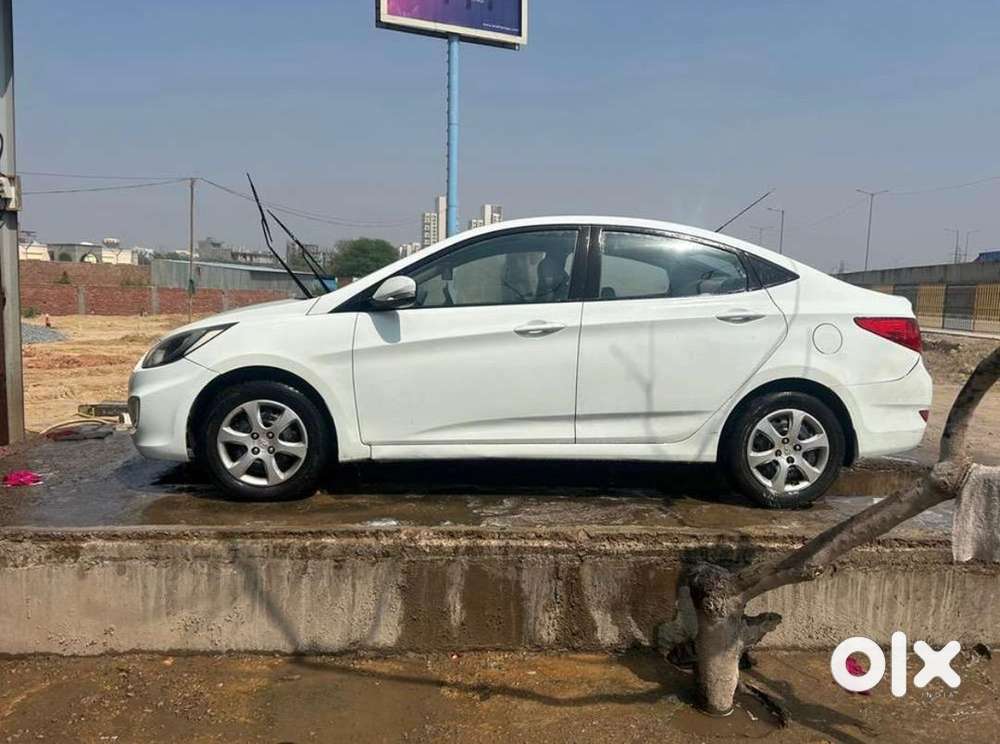 Hyundai Fluidic Verna 2013 Cng & Hybrids 120000 Km Driven