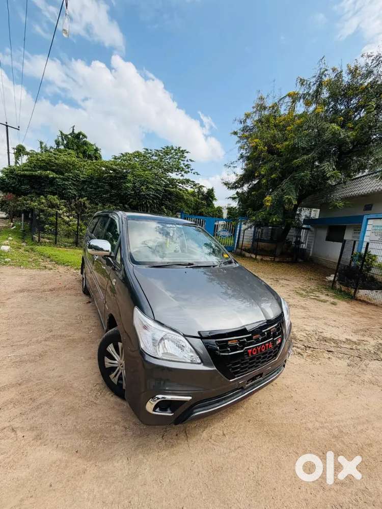 Toyota Innova Diesel 2012