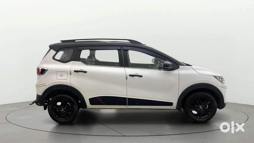 Renault Triber Rxz Easy-r Amt, 2022, Petrol