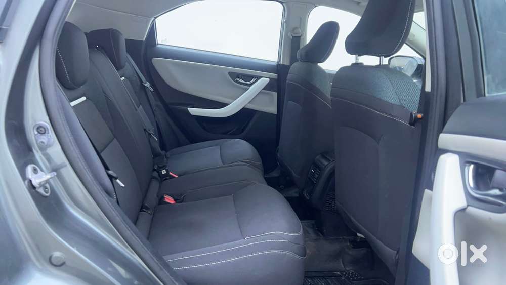 Tata Nexon Creative Plus 1.2 Revotron Petrol 7dca Dt, 2023, Petrol