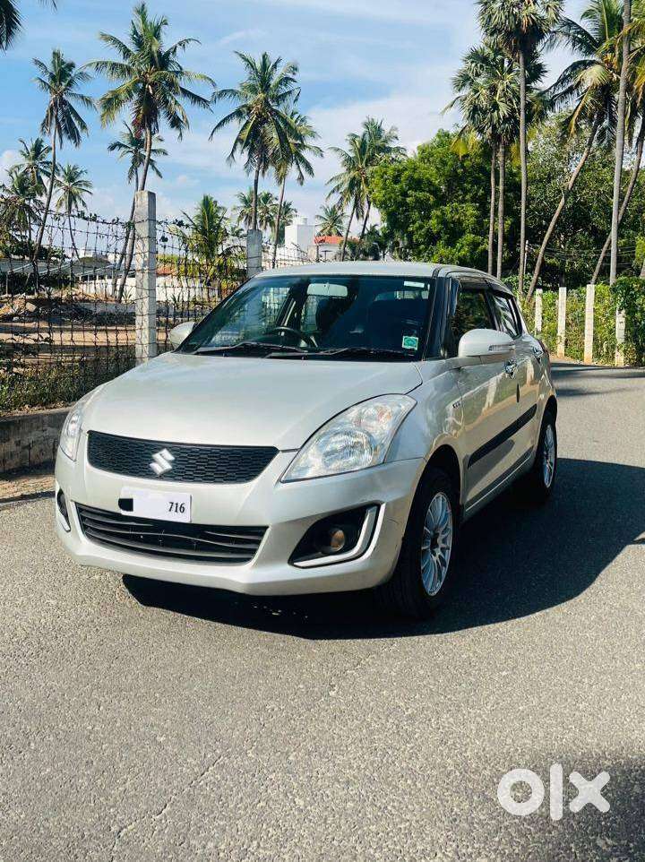 Maruti Suzuki Swift Vxi Abs Bsiv, 2016, Petrol