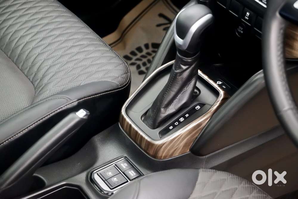 Maruti Suzuki Grand Vitara 1.5 Alpha Plus Intelligent Hybrid Ecvt, 2..