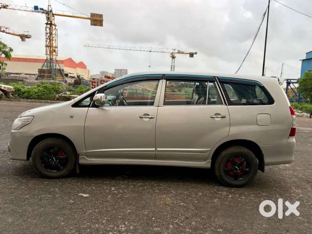 Toyota Innova Diesel 2014