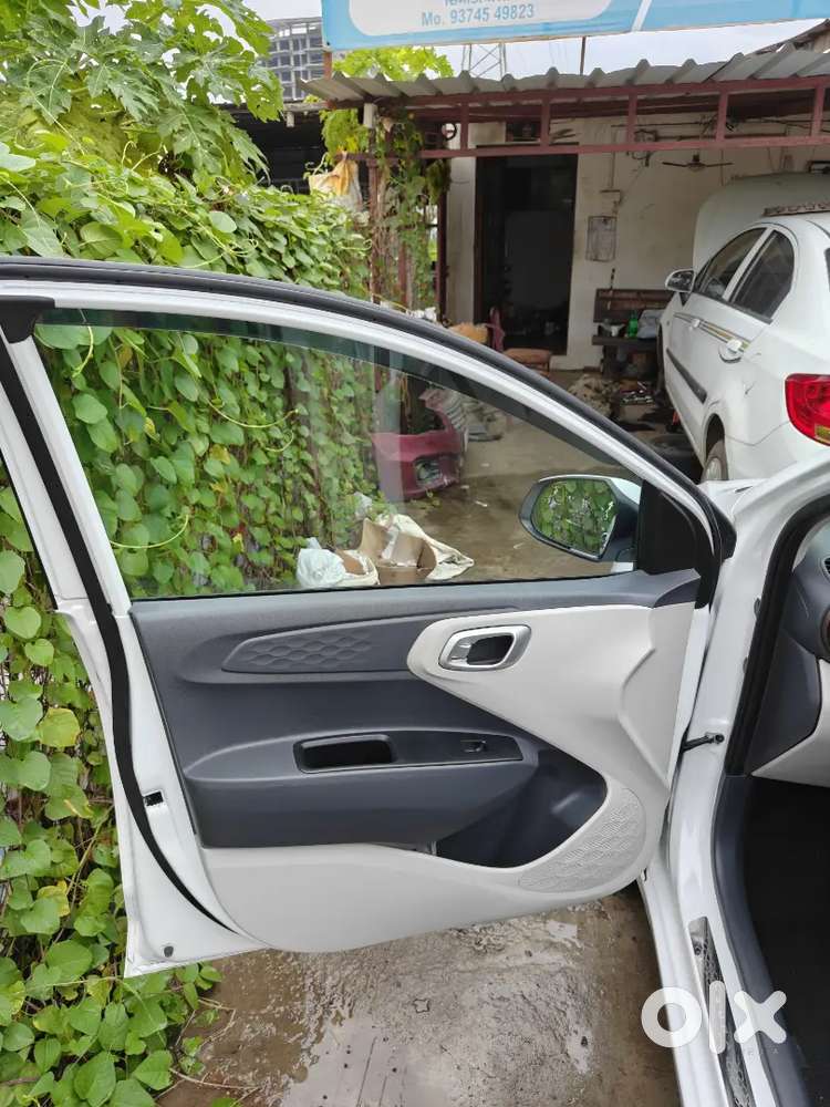 Hyundai Aura Sx Cng Manual 2026