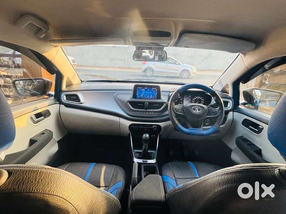 Tata Altroz Xz, 2022, Petrol