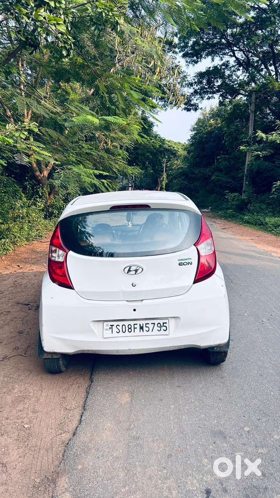 Hyundai Eon 2016 Petrol Well Maintained