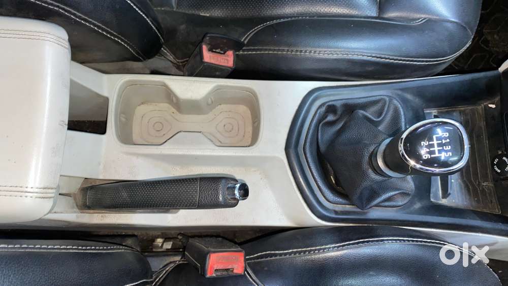 Mahindra Xuv300 W6, 2020, Petrol