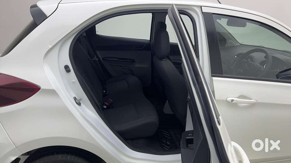 Tata Tiago Xt Icng, 2024, Cng & Hybrids