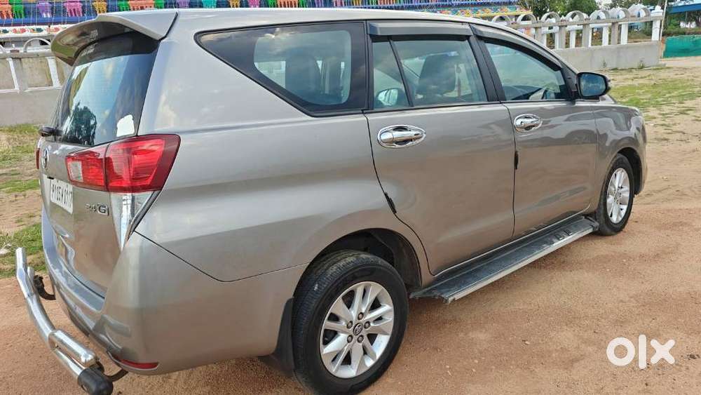 Toyota Innova Crysta 2.4 G Plus Mt 8s, 2019, Diesel