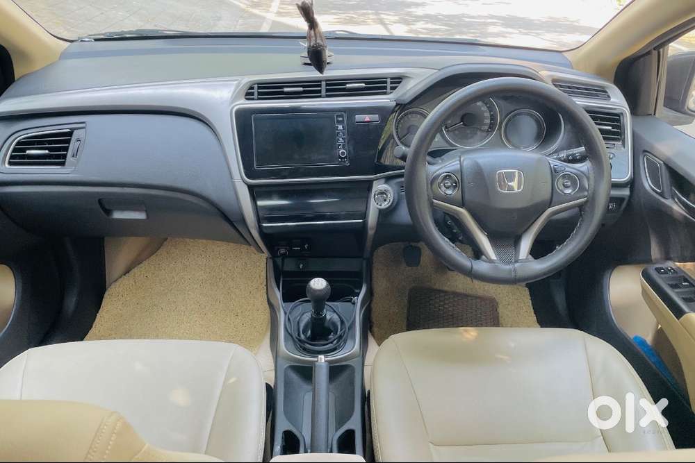 2017 Honda City 1.5 V (petrol) • Showroom Quality •