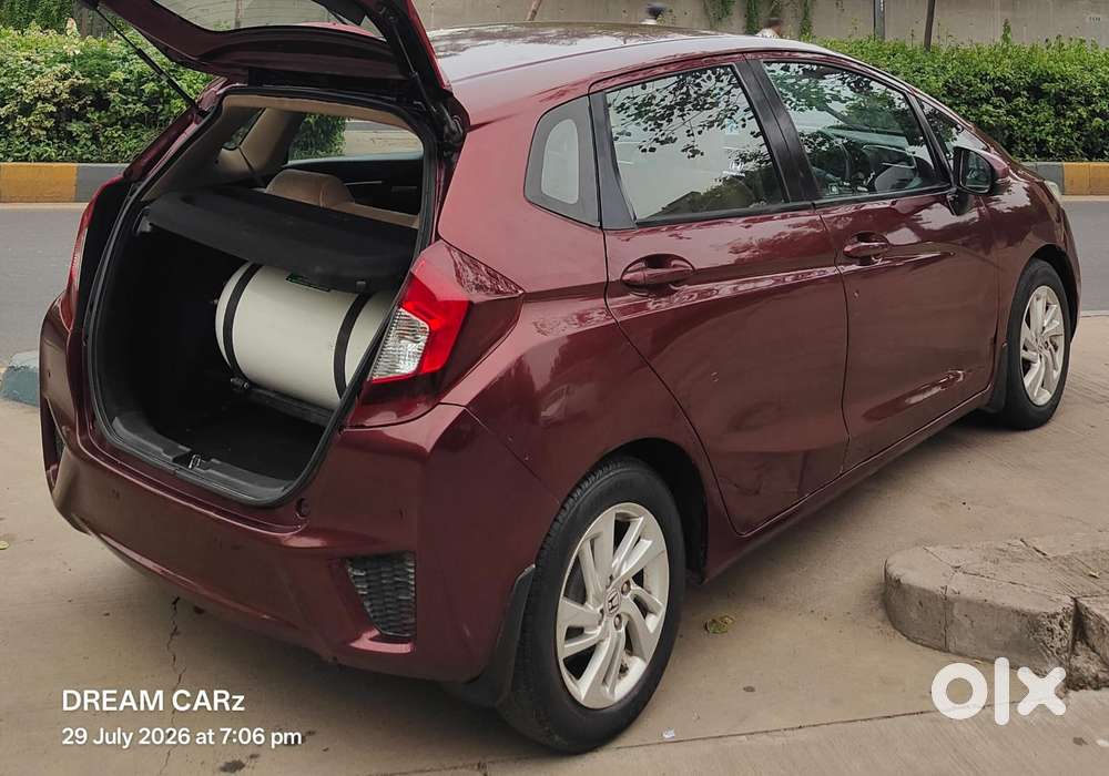 Honda Jazz Vx Cvt, 2015, Cng & Hybrids