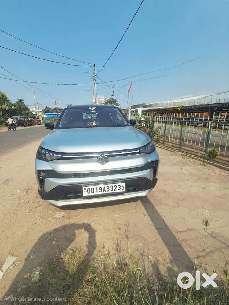Maruti Suzuki Victoris Petrol 1