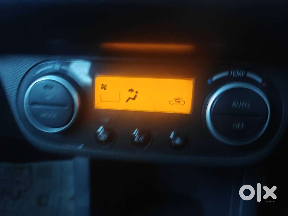Maruti Suzuki Swift 1.3 Zxi, 2006, Petrol