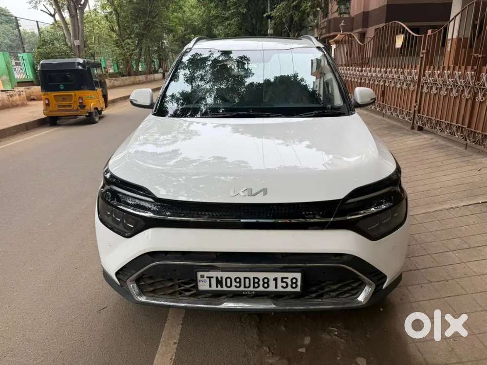 Kia Carens 2023 Diesel 9700 Km Driven