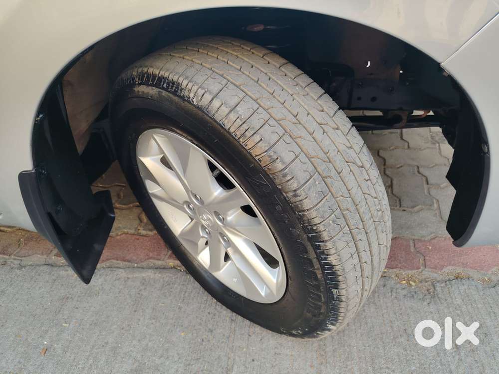 Toyota Innova Crysta [2020-ongoing] 2.4 Gx 8 Str, 2020, Diesel