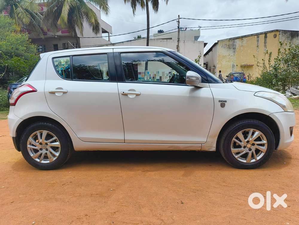 Maruti Suzuki Swift Zdi Plus, 2013, Diesel