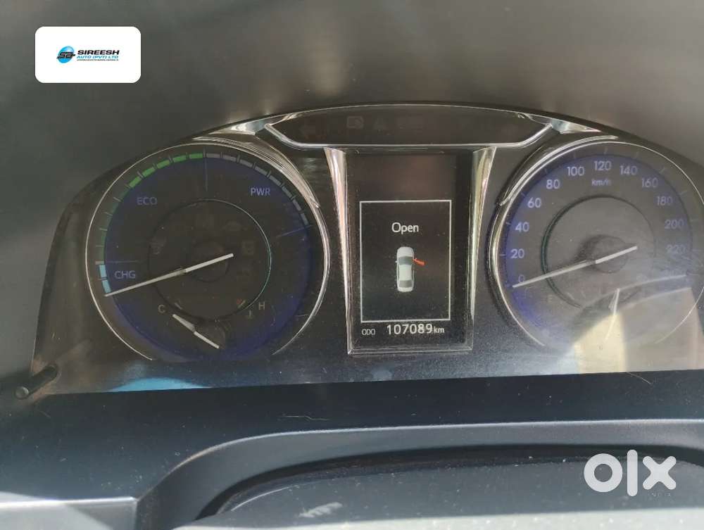 Toyota Camry Hybrid, 2016, Petrol
