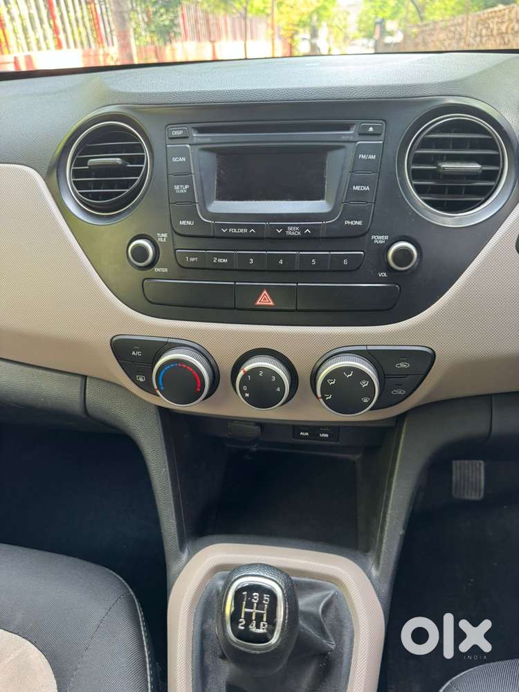 Hyundai Grand I10 2013-2016 Sportz, 2015, Petrol