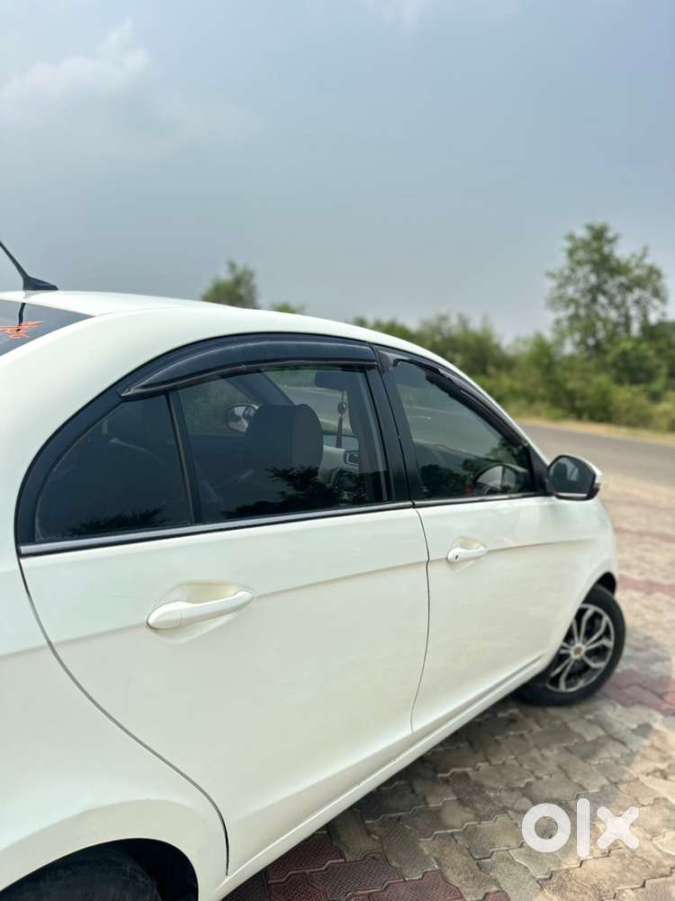 Tata Zest Petrol Car 2015