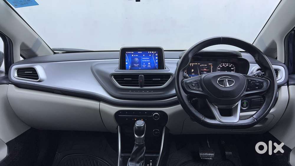 Tata Altroz 1.2 Xza Plus, 2022, Petrol