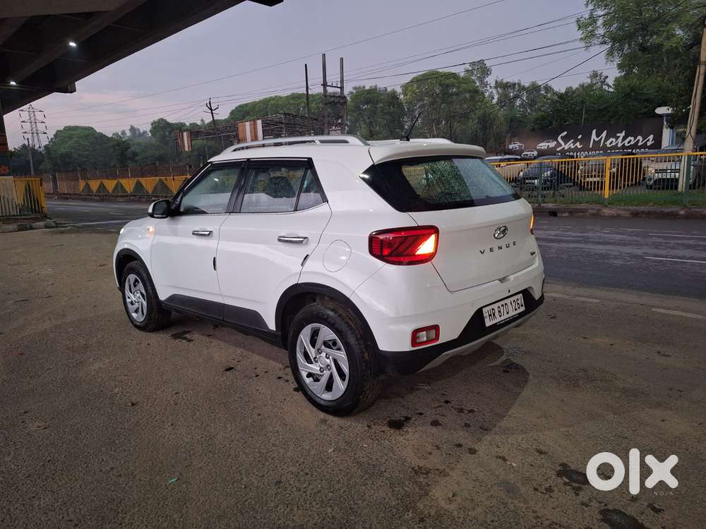 Hyundai Venue S Turbo, 2019, Petrol