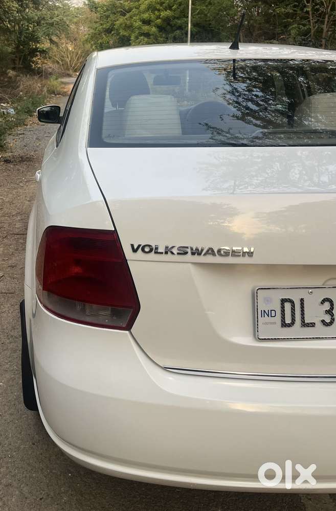 Volkswagen Vento 2010-2013 Petrol Highline, 2012, Petrol