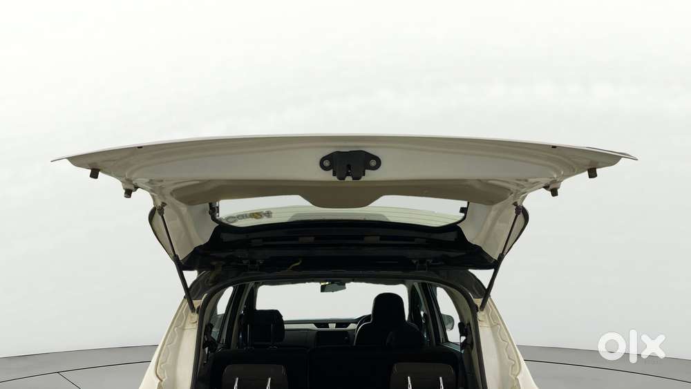 Renault Triber Rxz Easy-r Amt, 2021, Petrol