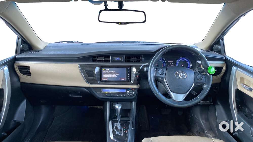 Toyota Corolla Altis 2013-2017 Vl At, 2015, Petrol