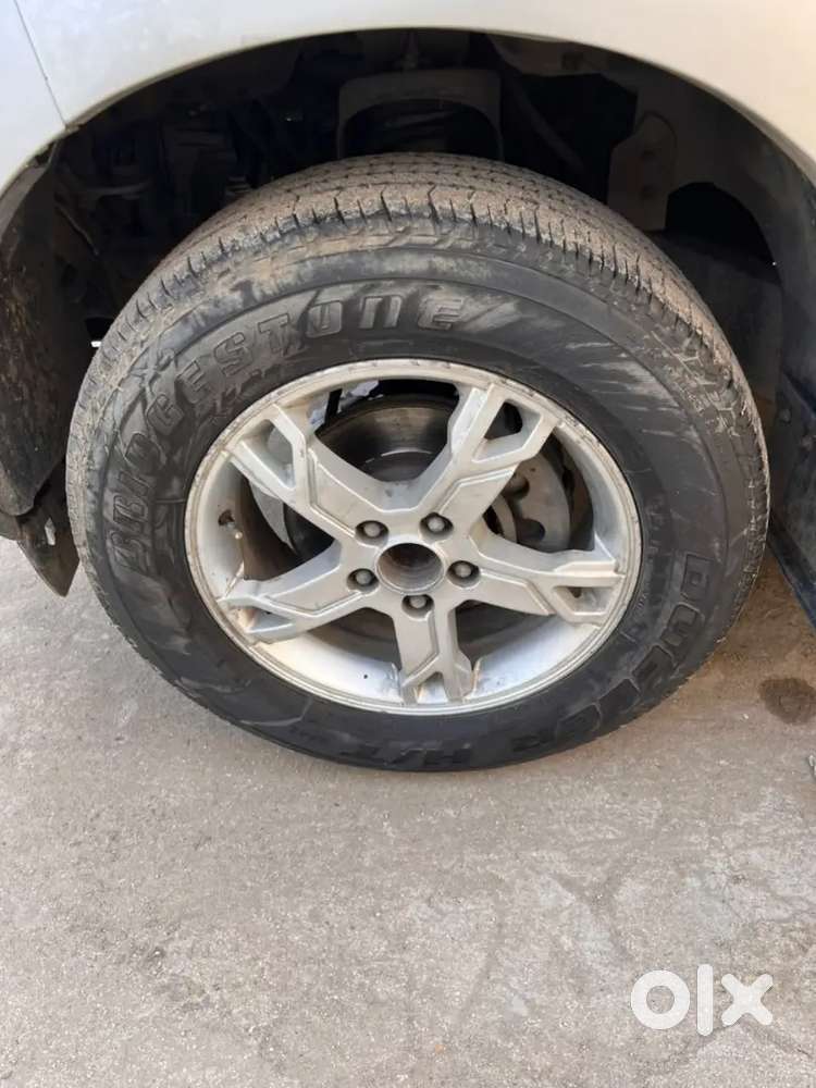 Mahindra Scorpio S10 2014 कार