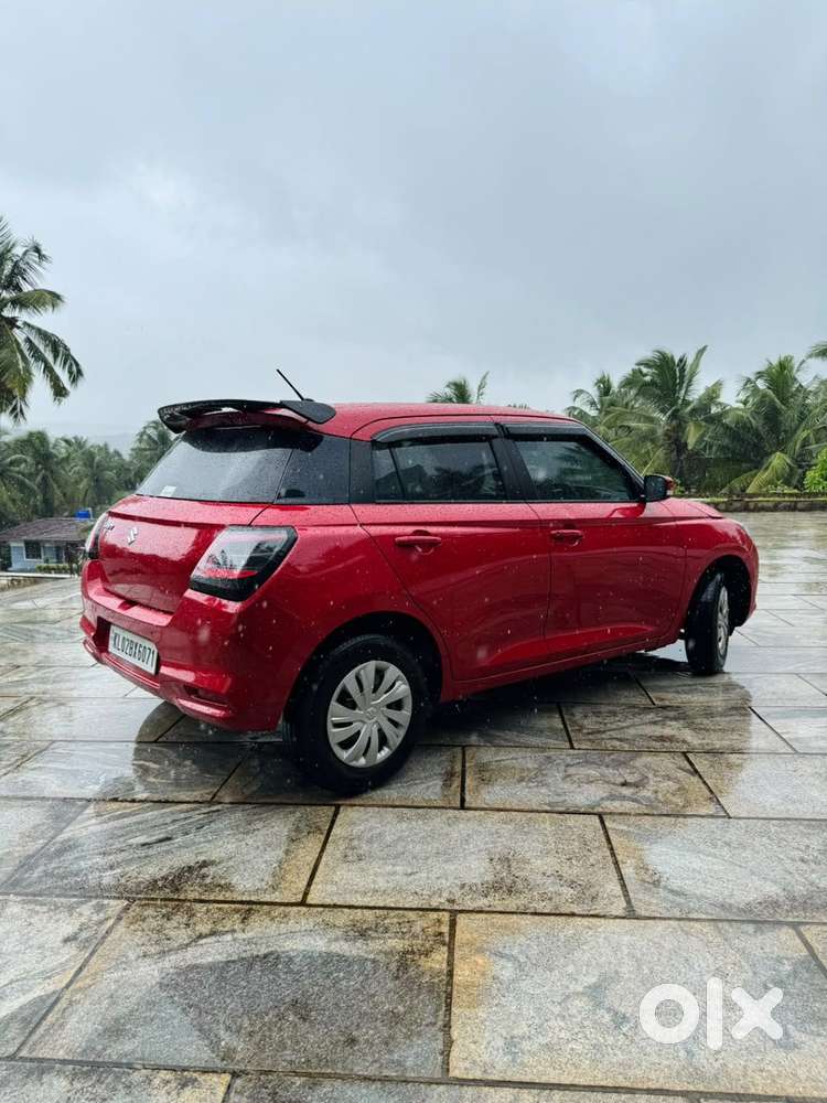 Maruti Suzuki Swift Vxi Abs Bsiv, 2024, Petrol