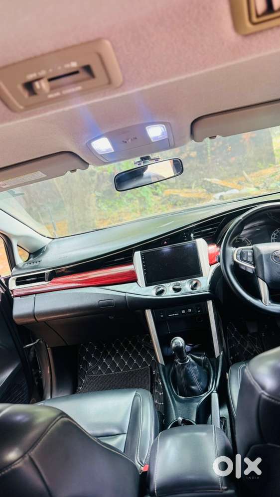 Finance Available Toyota Innova Crysta 2017 Diesel 146000 Km Driven