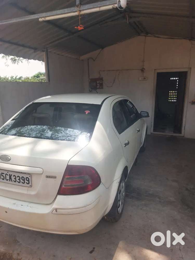 Ford Fiesta 2013 Diesel 90000 Km Driven