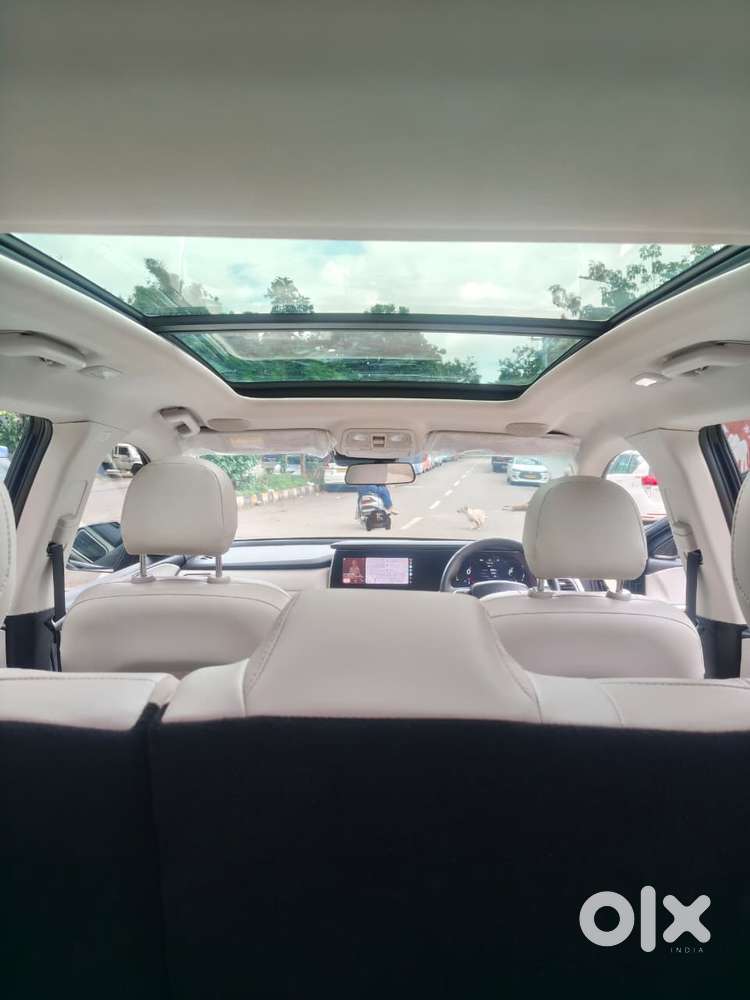 Mahindra Xuv700 2.2 Ax 7 Diesel At Str, 2022, Diesel
