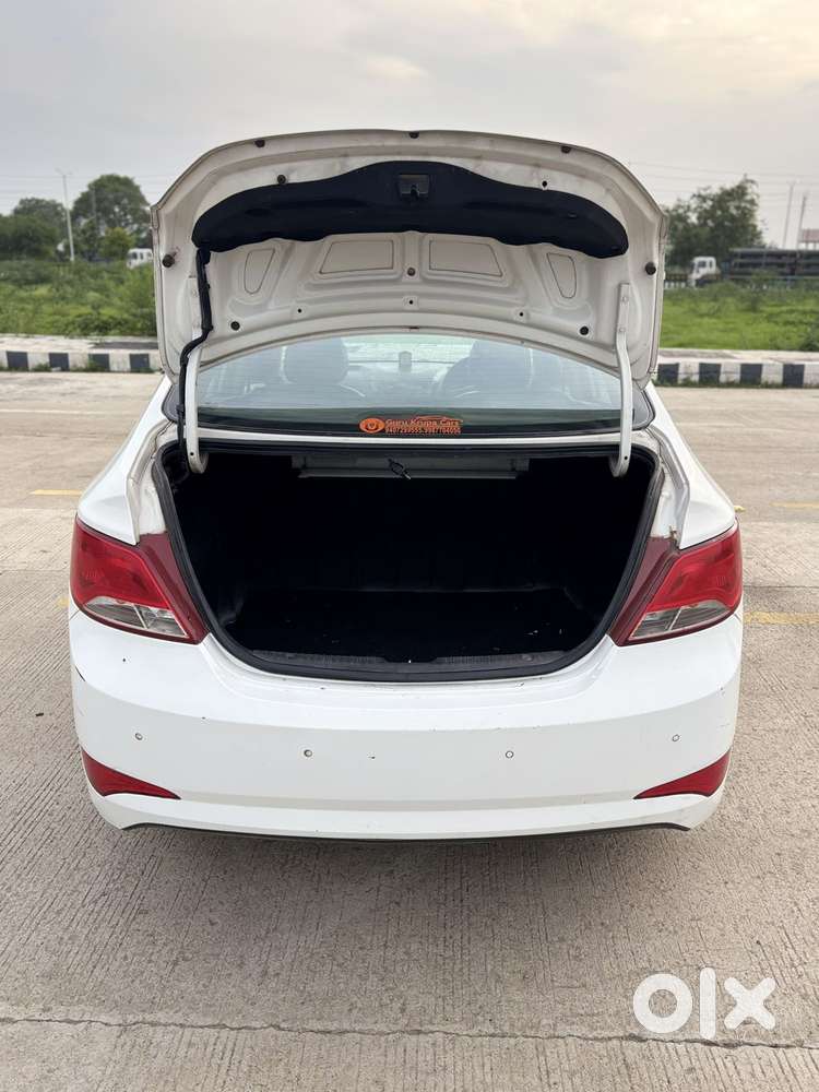 Hyundai Verna 1.6 Crdi Sx Option, 2015, Diesel