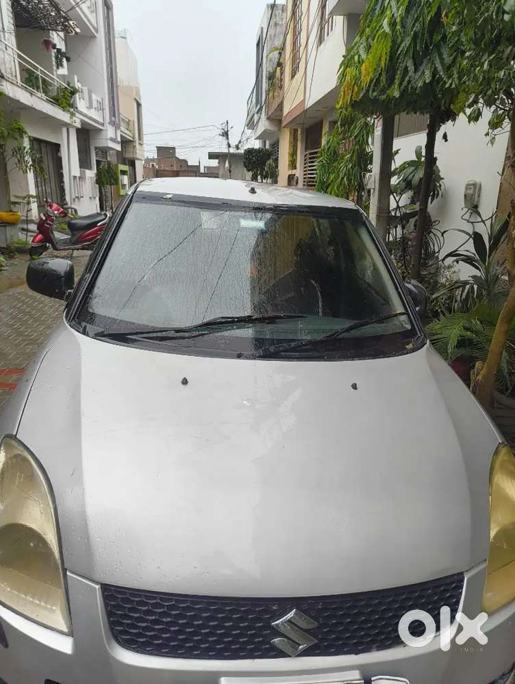 Maruti Suzuki Swift 2010 Cng/petrol,alloy Wheel,extend 2030,aligarh।