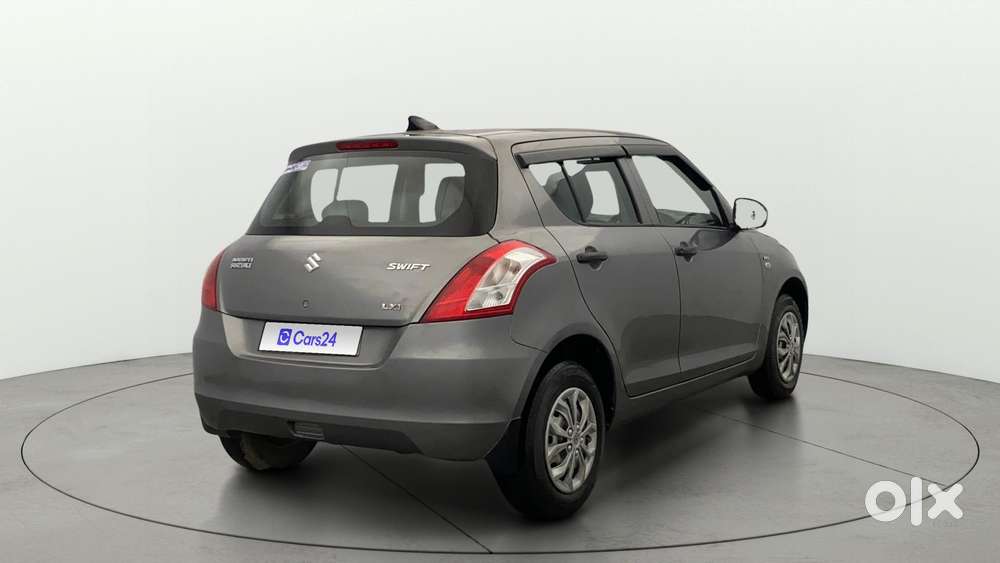 Maruti Suzuki Swift Lxi, 2015, Petrol