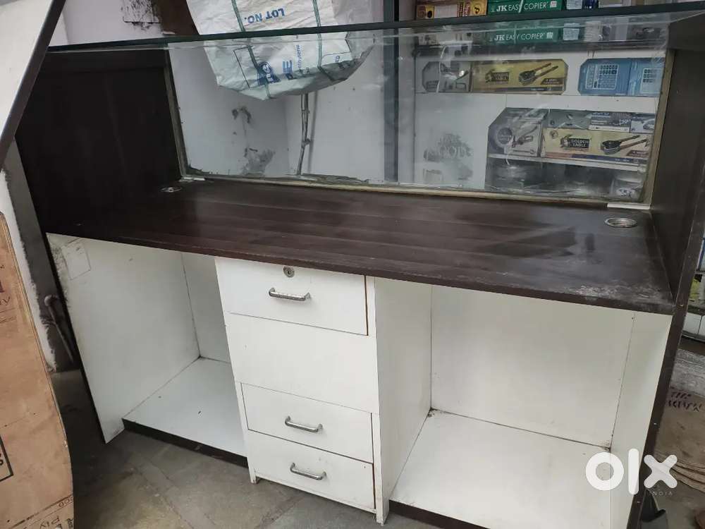 Office table