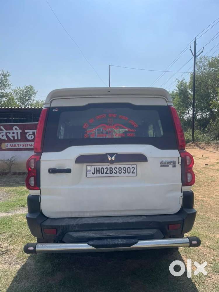 Mahindra Diesel Car 2024 Oct Fully Maintained One Handed