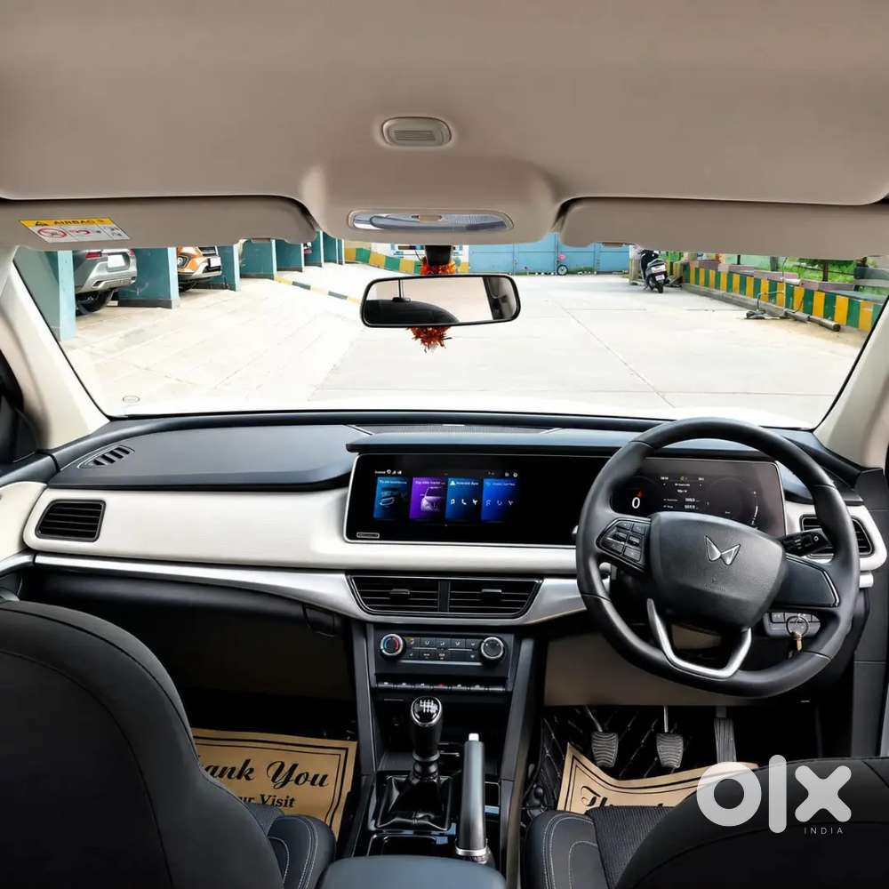 Mahindra Xuv700 Ax 2023