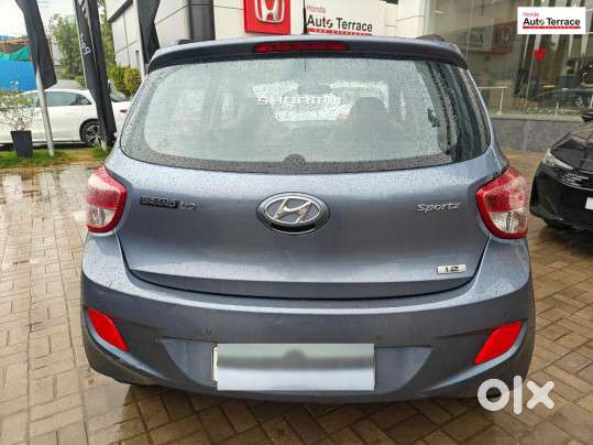 Hyundai Grand I10 Sportz, 2016, Petrol