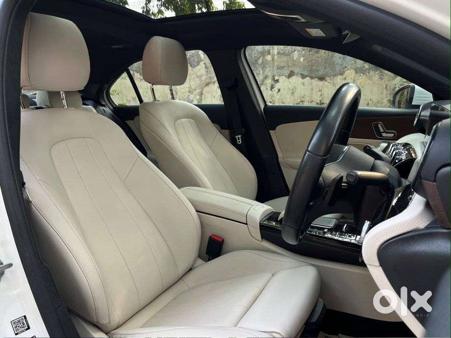 Mercedes-benz A-class Limousine 200, 2023, Petrol