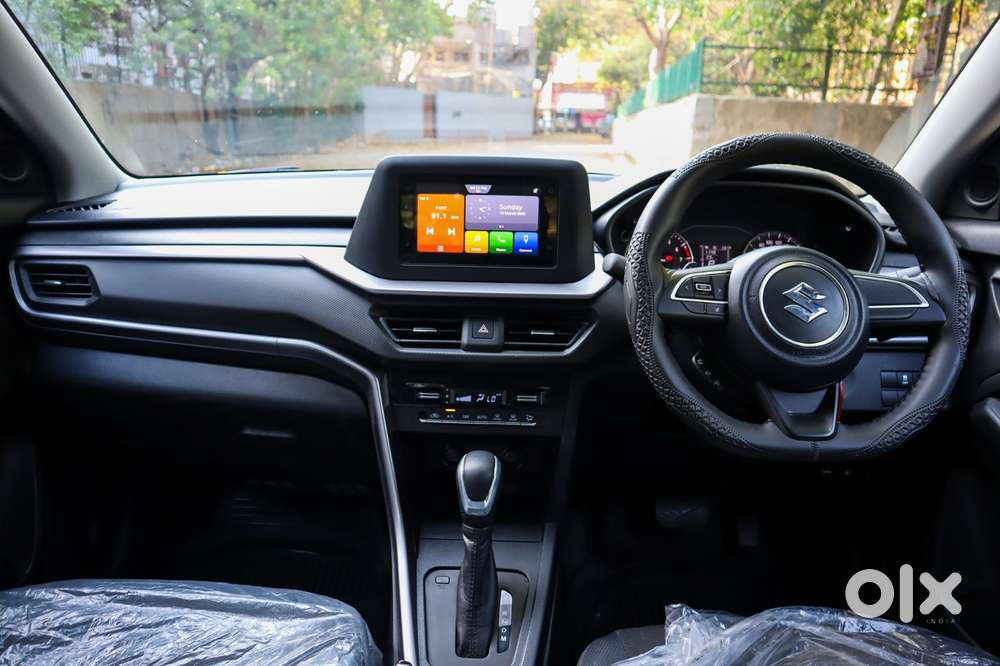 Maruti Suzuki Brezza 1.5 Vxi At Smart Hybrid, 2025, Petrol