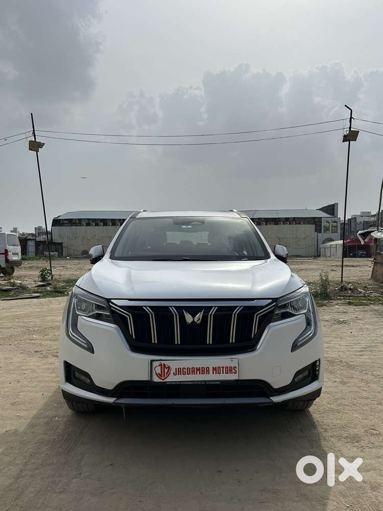 Mahindra Xuv700 2.0 Ax 7 Petrol At Luxury Pack Str, 2023, Petrol