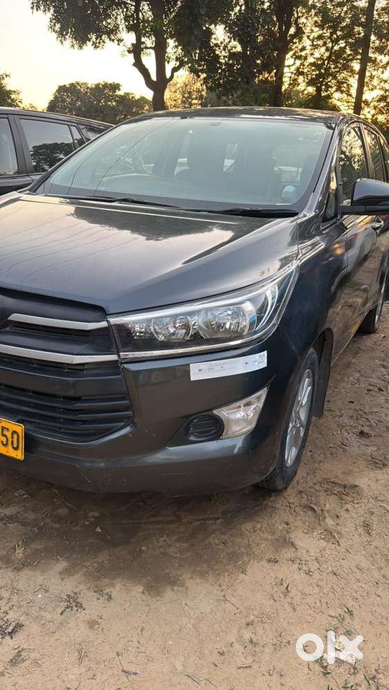 Toyota Innova Crysta 2017 Diesel 125000 Km Driven