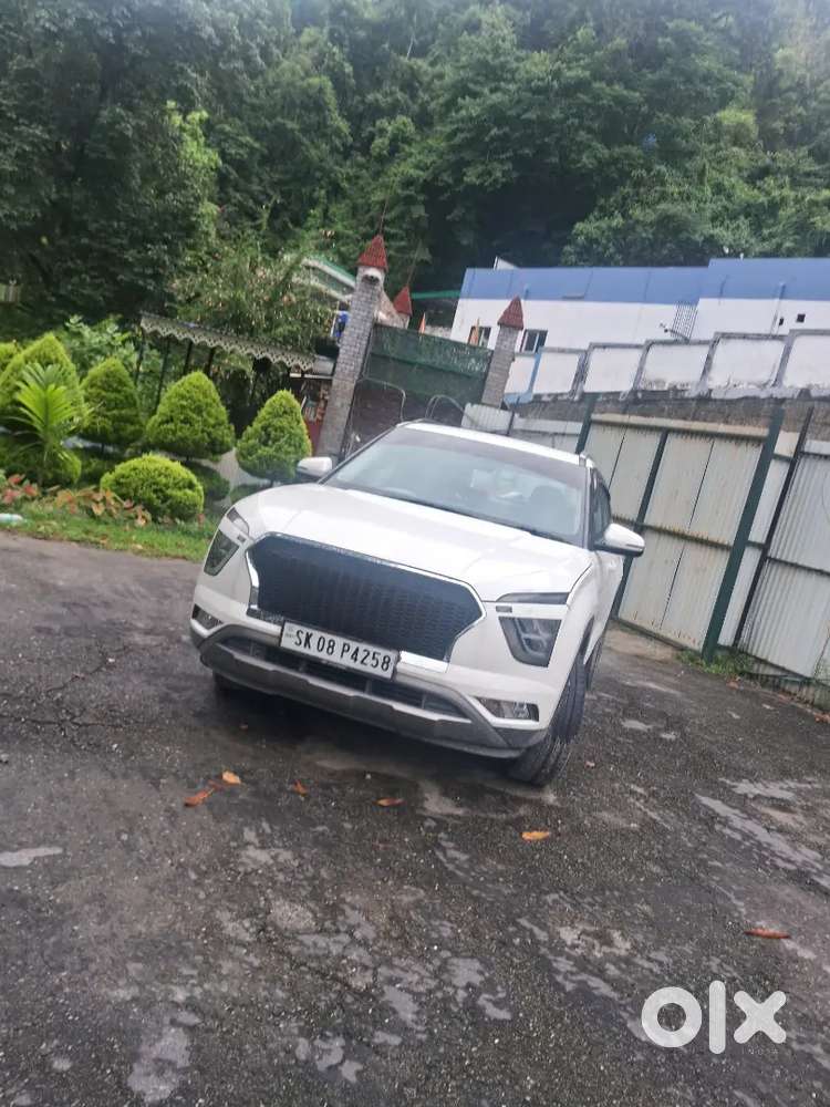 Hyundai Creta 2023 Petrol 125000 Km Driven